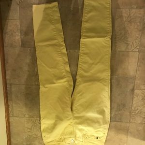 Curve Appeal pale yellow minimalist jeans/size 10